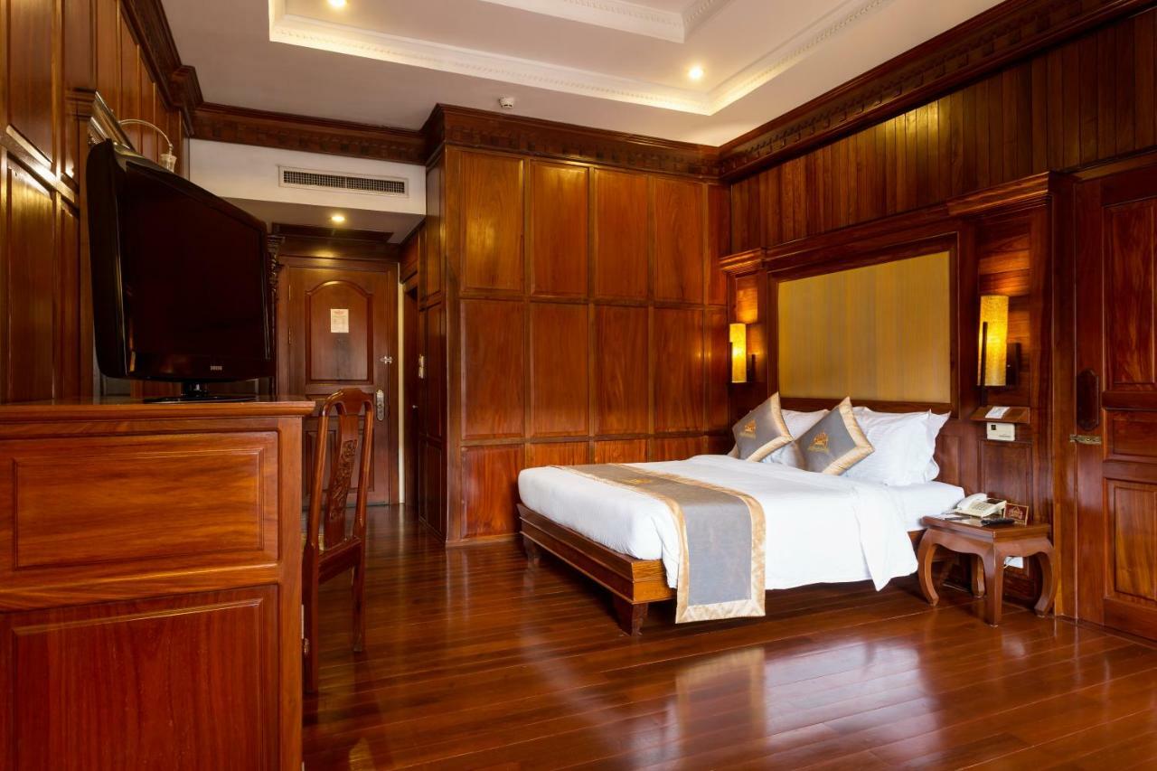 เอ็มเพรส เรสซิเดนซ์ รีสอร์ต แอนด์ สปา Hotel เสียมราฐ ภายนอก รูปภาพ